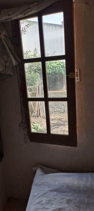 Quarto para arrendar alugo