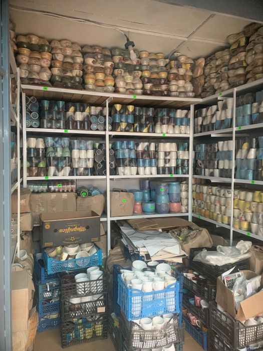 Ларьок з товаром, речовий ринок район гаражі (обмін на авто , або дачу