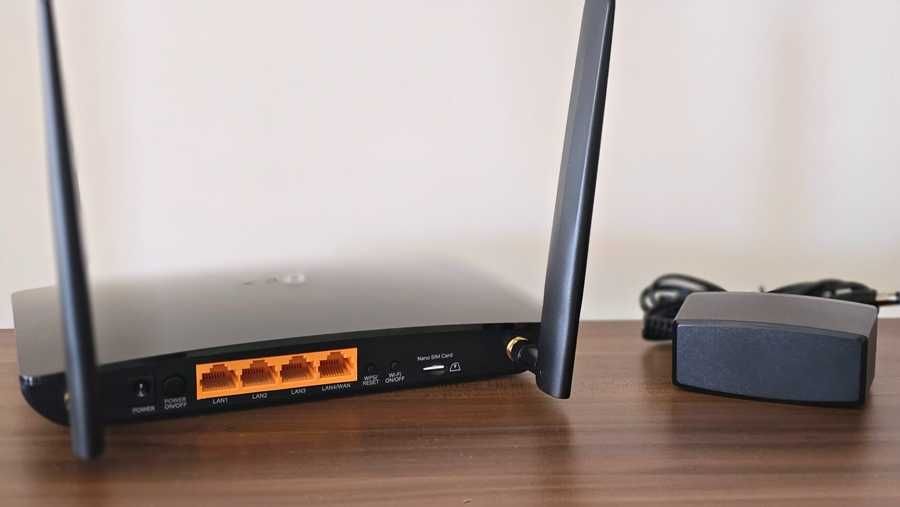 Router 4G+ TP-Link MR500 AC1200 - Livre SIM