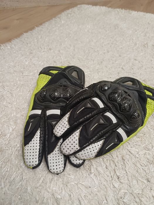 Luvas moto, ideais para moto desportiva.