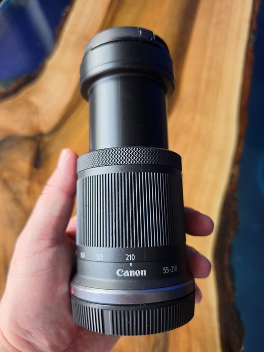 Canon RF-S 55-210