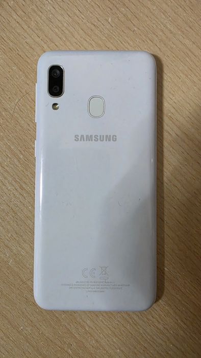 Samsung A20e branco