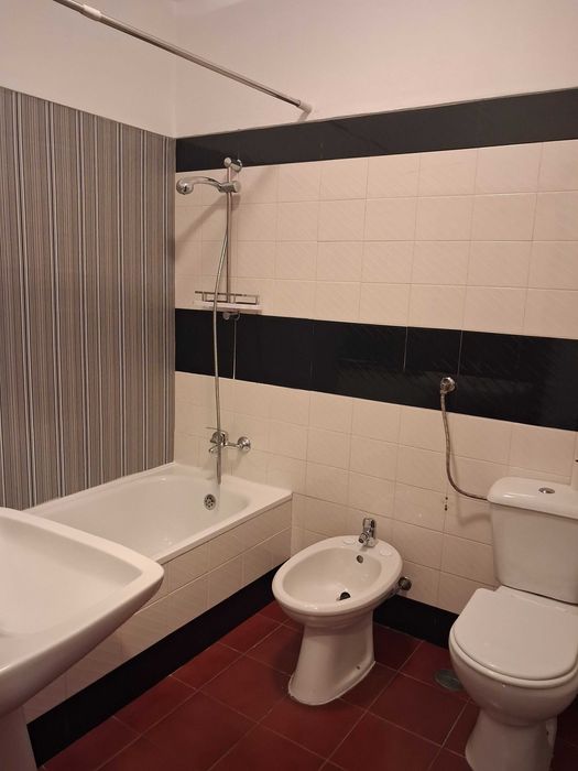 Arrendo Apartamento T4 Bacelo-Evora
