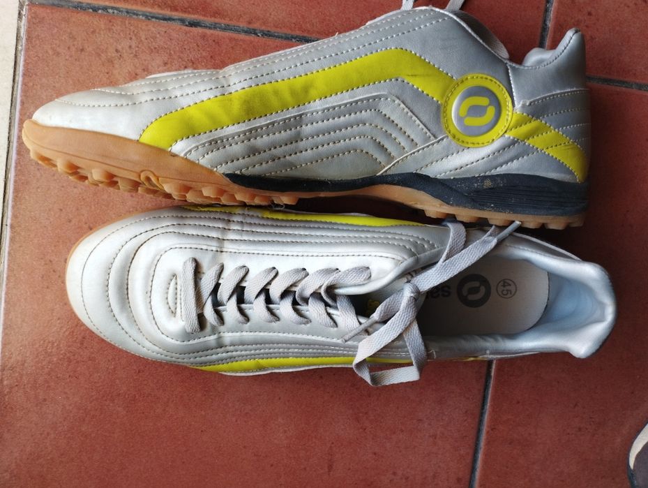 Tênis chuteira n.45 da Sanjo