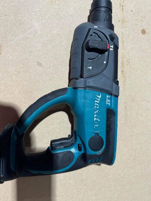 Makita dhr 202  sds