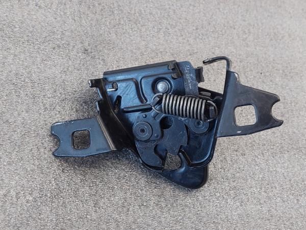 Fechadura / fecho da mala VOLKSWAGEN Polo (6N)