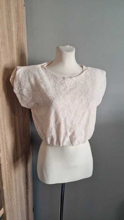 Beżowy crop damski Mohito 36/S wiskoza i bawełna