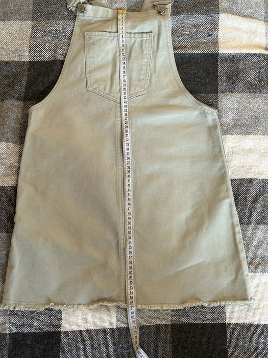 Джинсовий сарафан оливкового кольору з необробленим краєм (S)