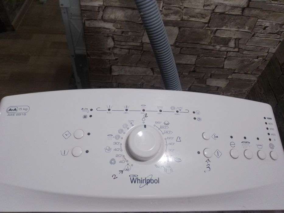 Продам стиральную машину Wirpool  AWE  6516 в рабочем состоянии