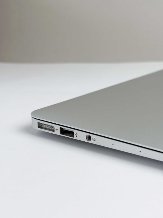 Ноутбук MacBook Air 2017