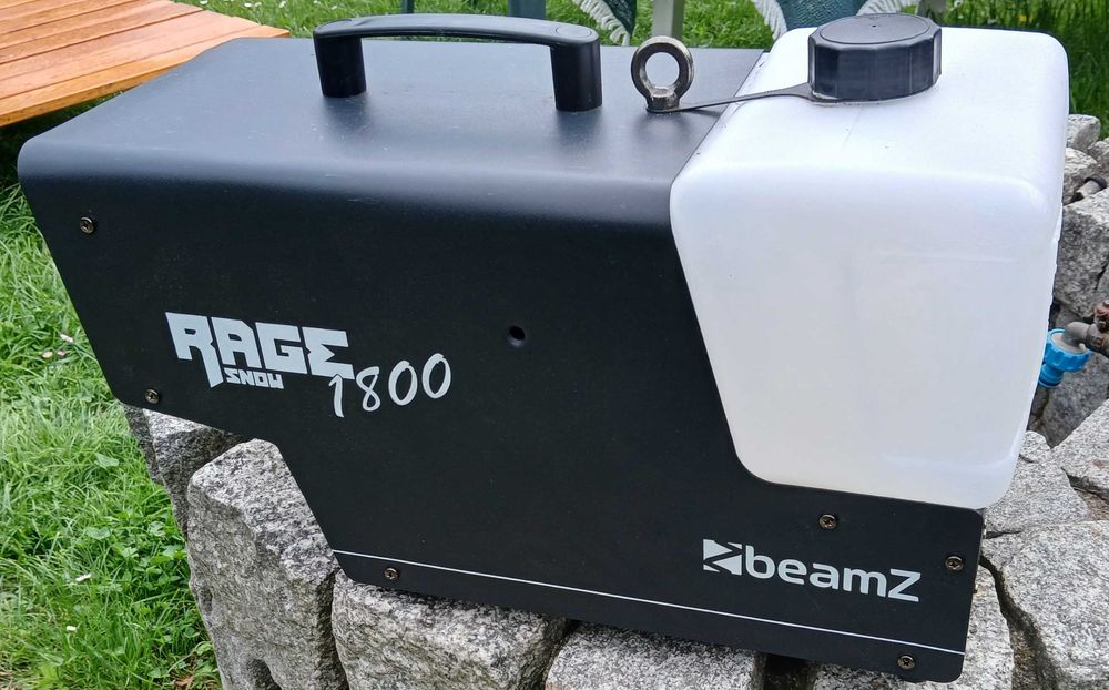 Beamz Snow Machine Rage Snow 1800 maszyna do śniegu piany DMX