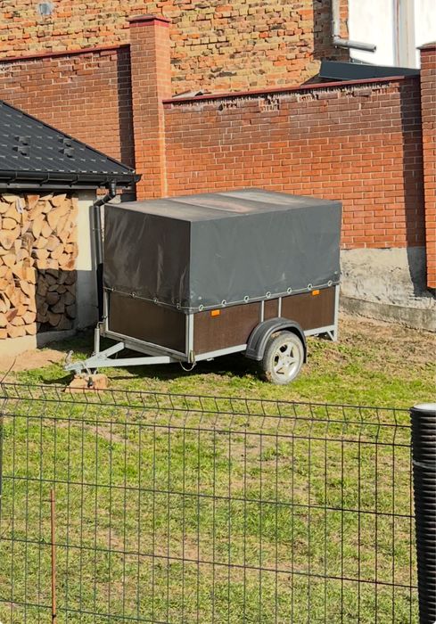 Продам причеп одноосний