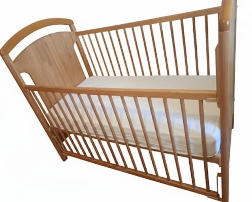 Berço Madeira  com colchão
