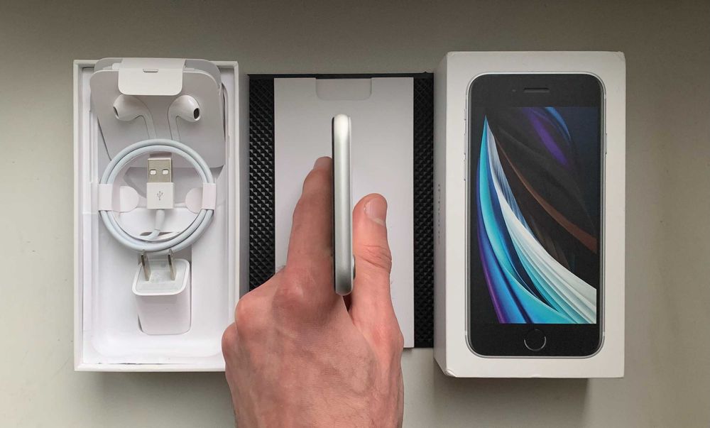 НОВЫЙ - iPhone SE 2020 128 гб - NEVERLOCK - 100% АКБ - WHITE