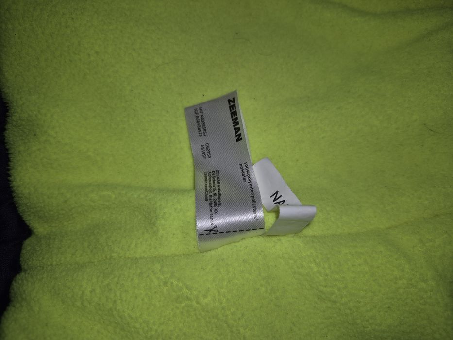 Продам дуже класну  голландську зимову куртку на хлопчика