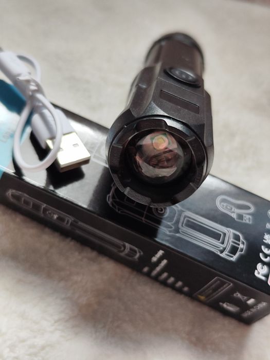 Ліхтарик 100грн.