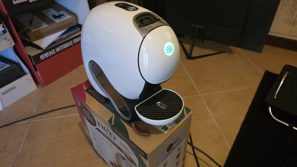 Máquina de Cafe Dolce Gusto Neo