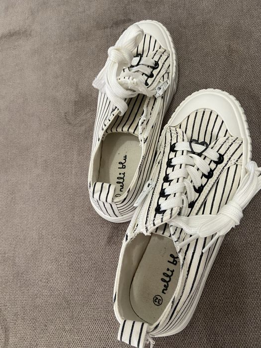 Дитячі мокасини, кеди