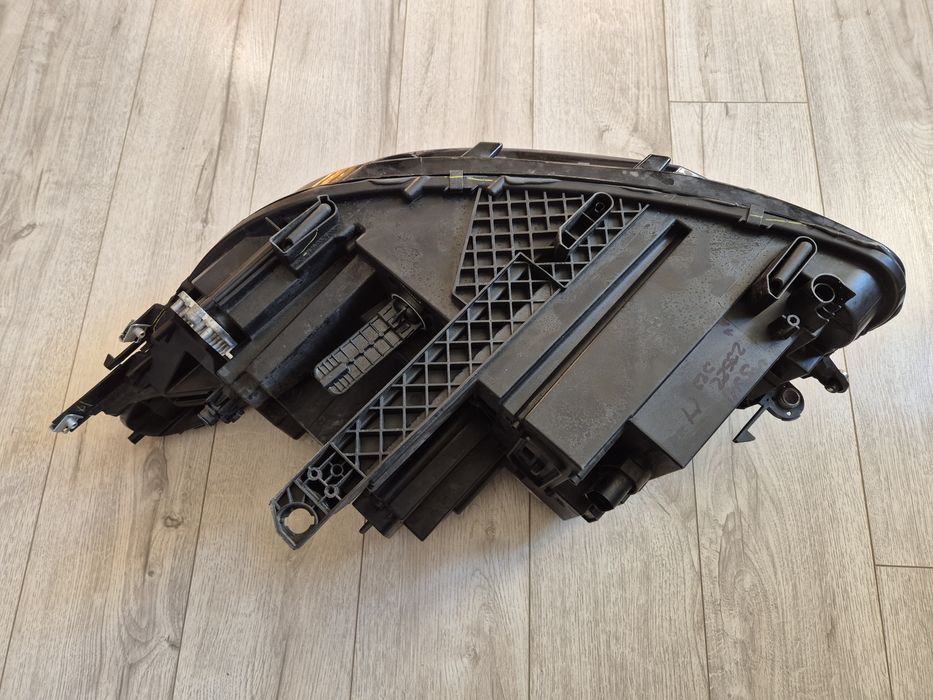 Фара Volkswagen Tiguan 2022-2024 Europe