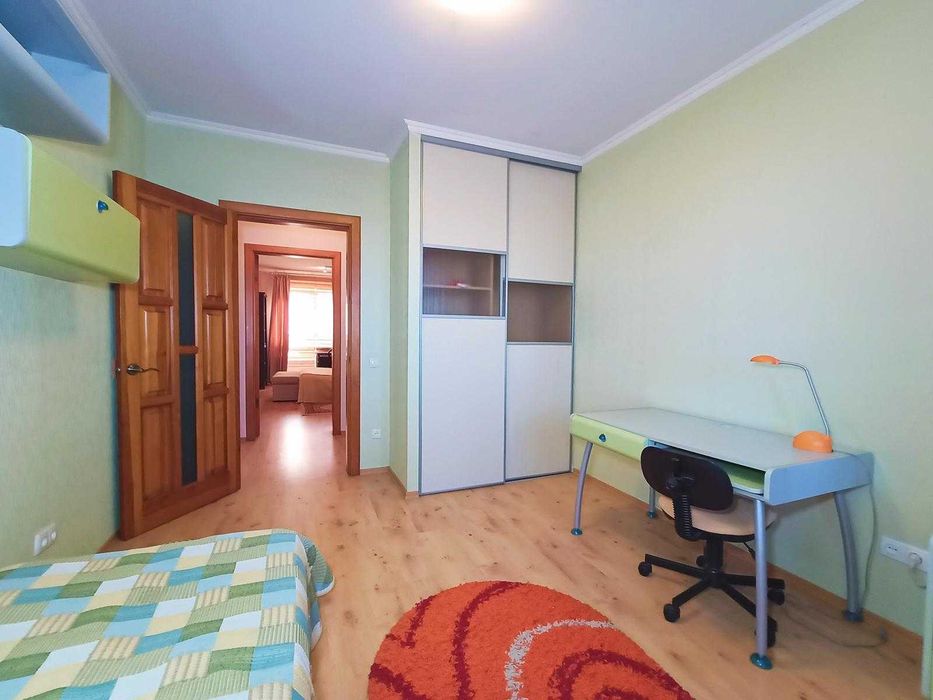 Продаж квартири 75 м2 з ремонтом, меблями, технікою, район Бойова!