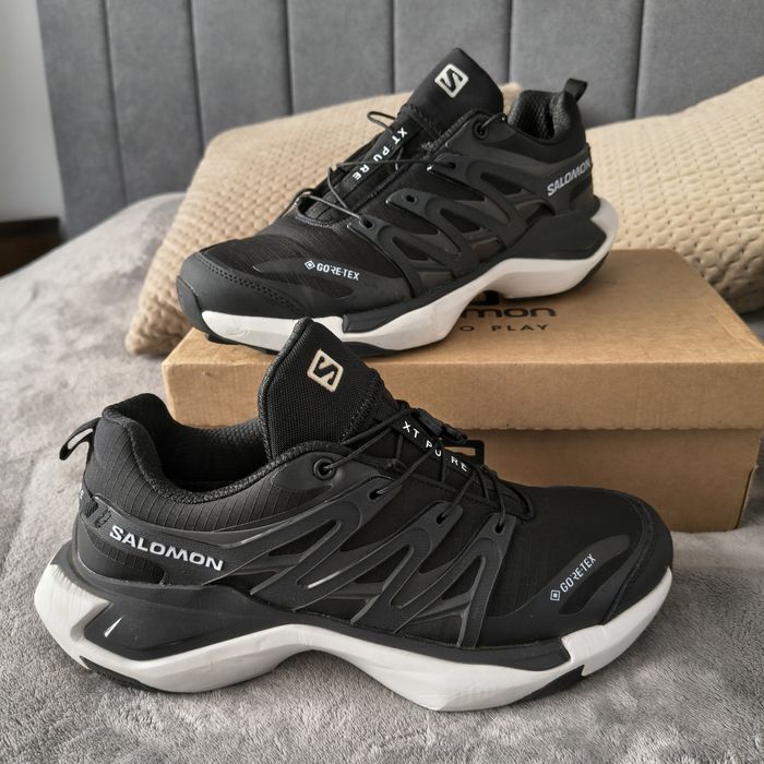 Solomon кросівки