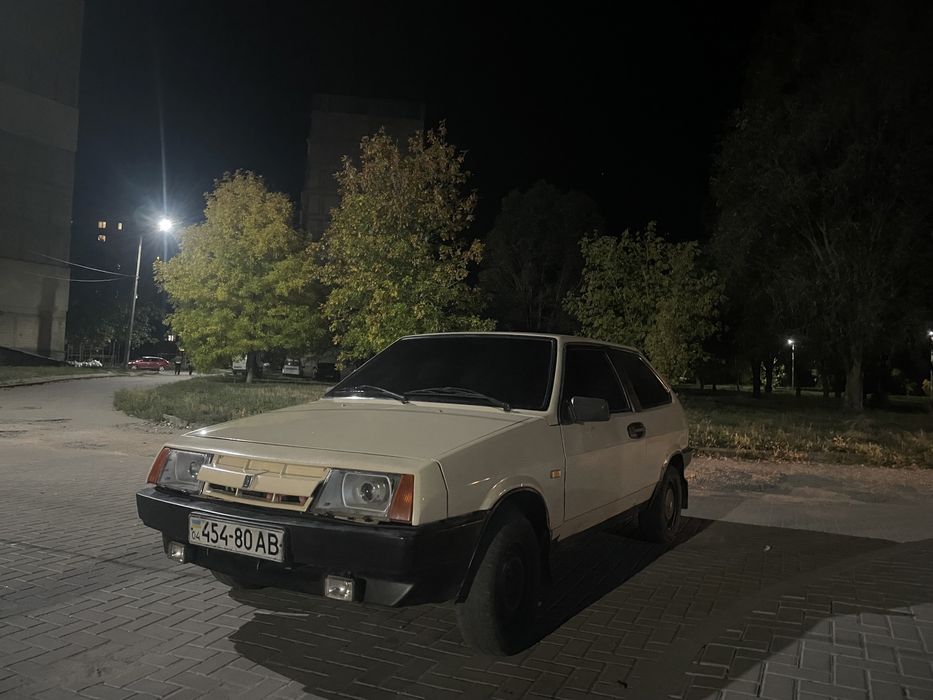 Продам ваз 21083