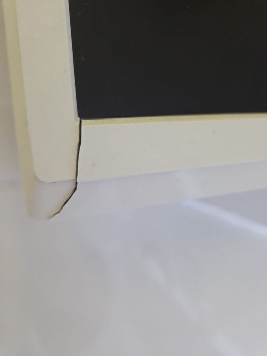 Telewizor Sharp LCD model: 22CFE4000EW - biały