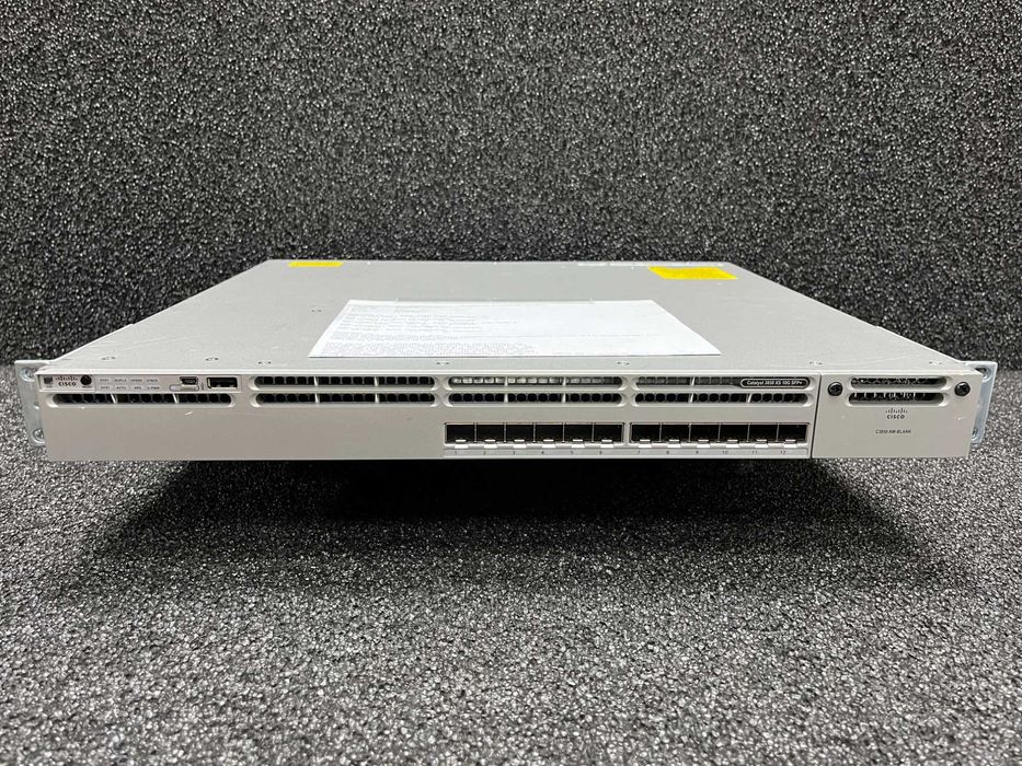 Комутатори Cisco WS-C3850-12XS-E (12х SFP+, Full Layer 3, IP Services)