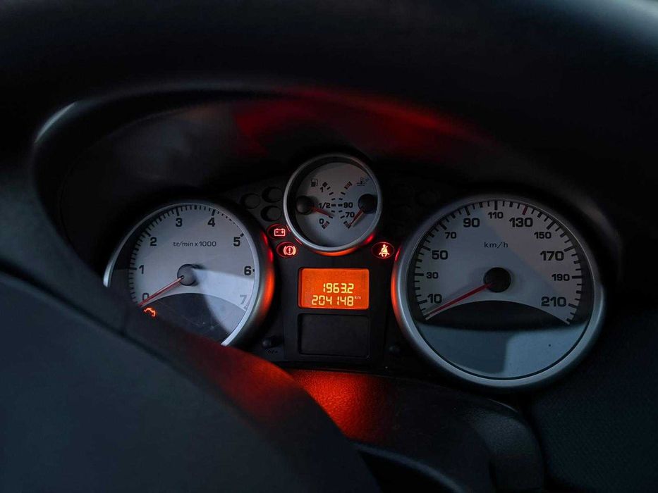 Peugeot 207 1.4 benzyna 2007 rok - okazja