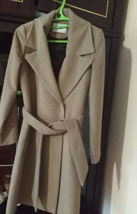 Пальто новое stradivarius