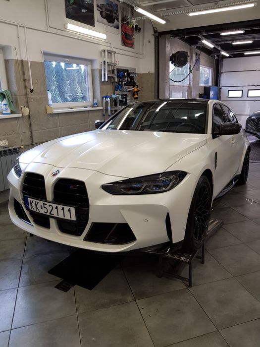 Zabezpiecz swój nowy samochód - folie PPF najlepszą ochroną lakieru