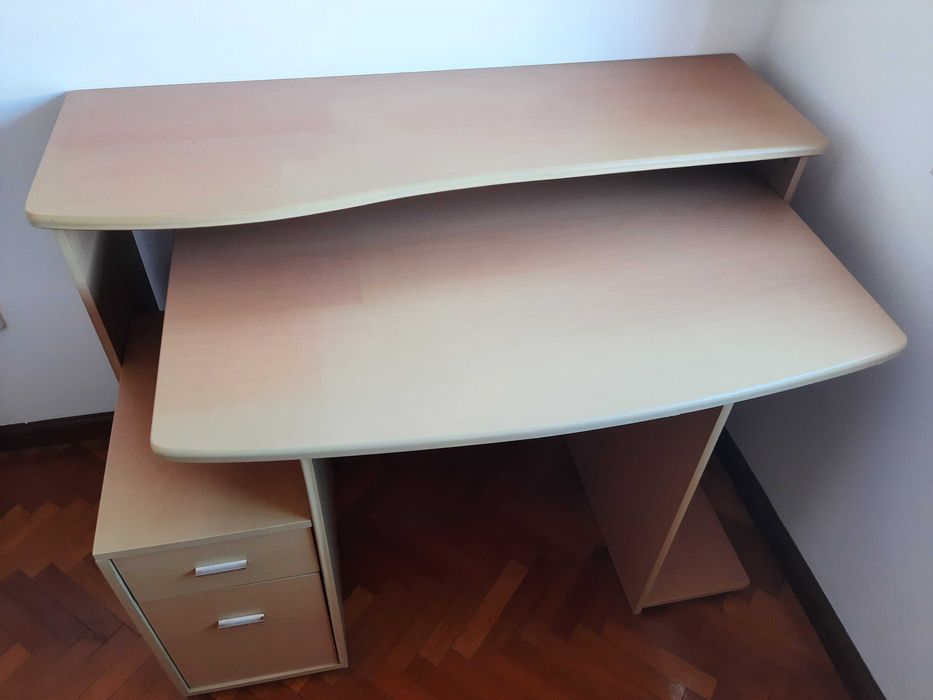 Secretária de escritório