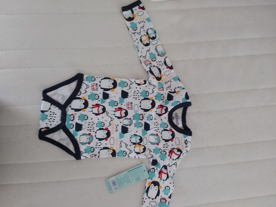 Nowe body na długi rękaw w pingwinki