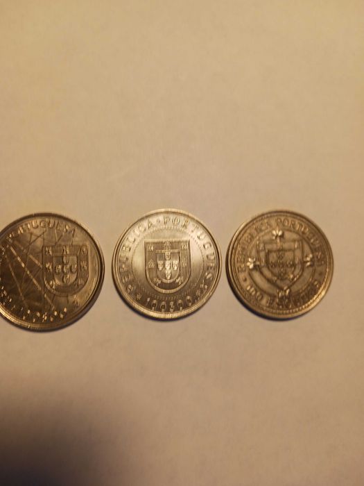 Moedas de escudos