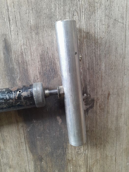 Насос для велосипеда