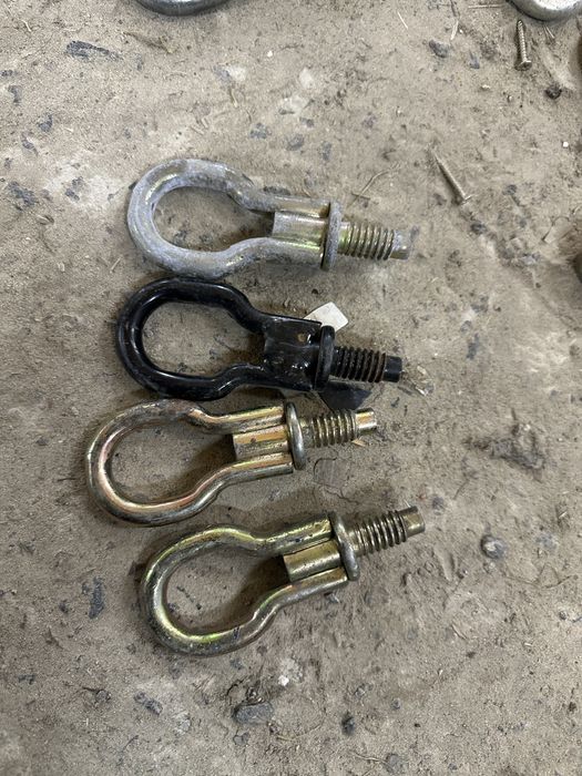 Крюк буксировочний ford focus mk2,fiesta,fusion