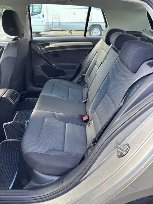 Volkswagen Golf VII 1.6 TDI 110CV Nacional