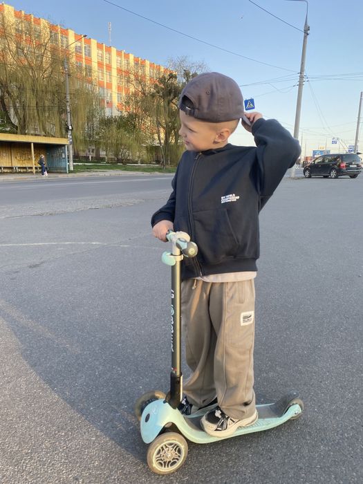 Стильні штанці ZARA 116 розмір