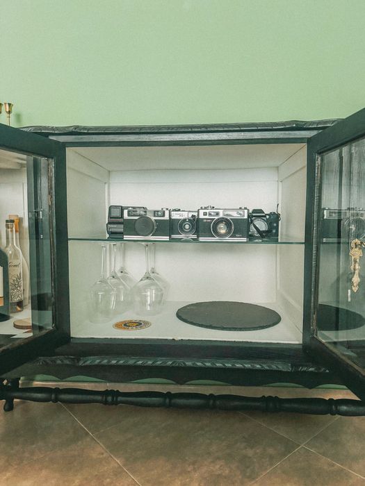 Aparador antigo em carvalho maciço – restaurado e exclusivo