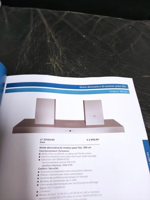 Okap kuchenny nad wyspę Siemens duży używany stan idealny.