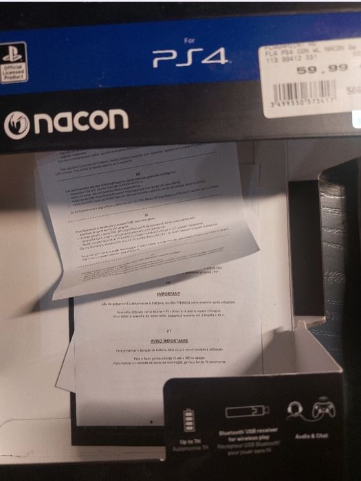 Професійний геймпад Nacon Revolution Pro Controller для PlayStation 4.