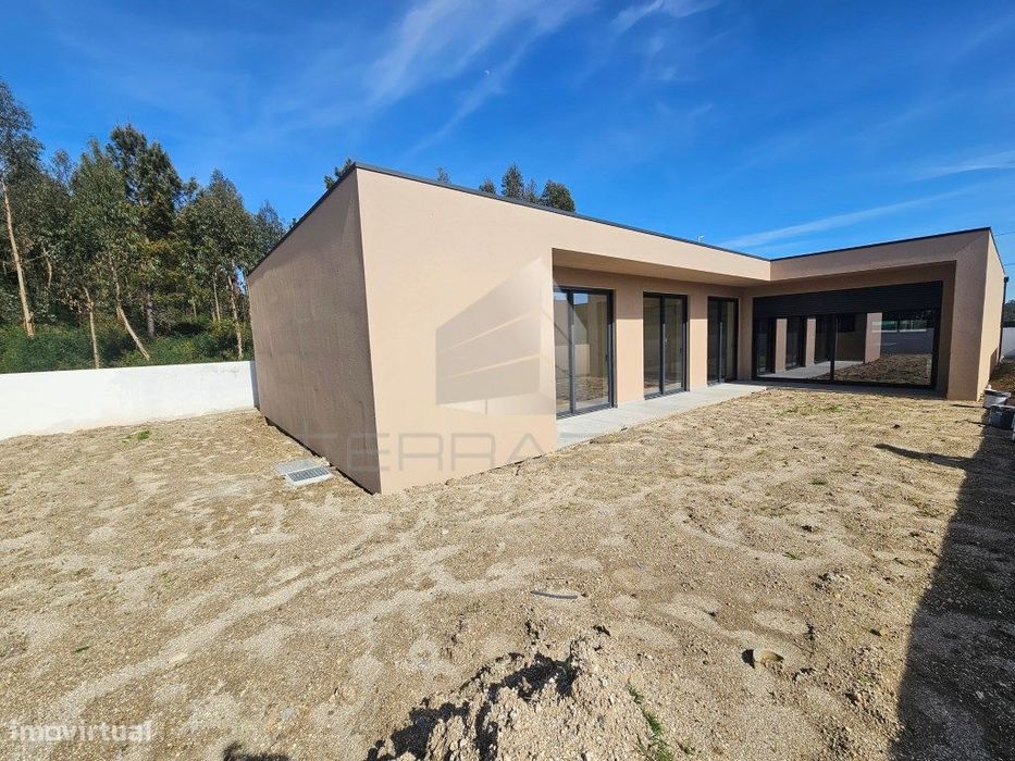 Moradia Nova Famalicão 4 Frentes