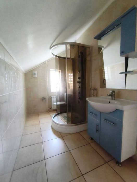 Продам коттедж з меблями та технікою по сертифікату