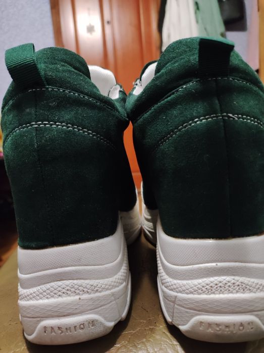 Кросівки, розмір 38