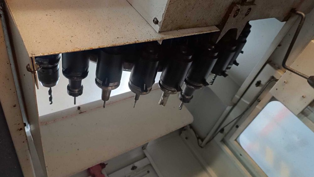 CNC Bridgeport VMC 800xp Heidenhain 530