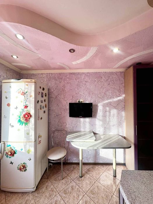 Продаж великої 2кім. квартири. Ремзавод Льотна