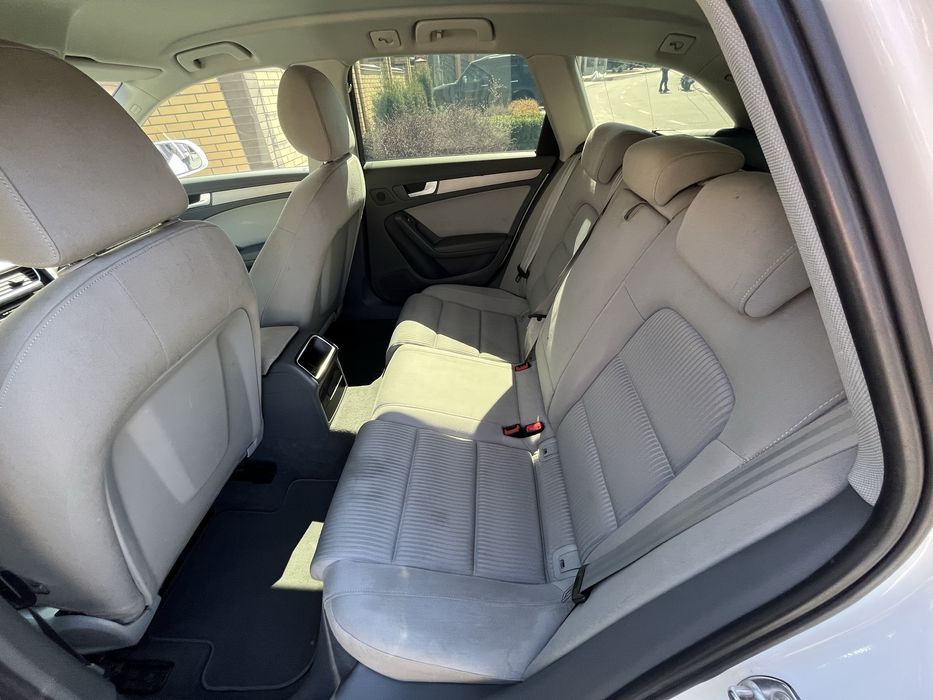 Продам власне авто Audi A4 B8
