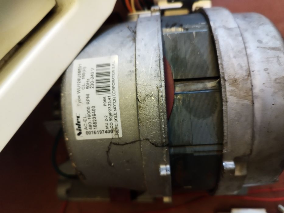 запчастини пральна машинка електролюкс