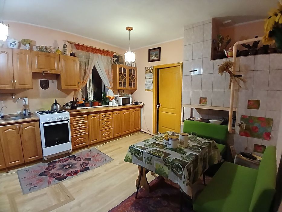 Помешкання на березі річки Десна та на УЗЛІССІ.