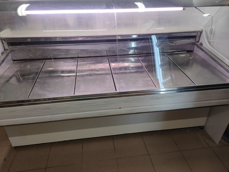 Lada chłodnicza Rapa używana dł. 200cm